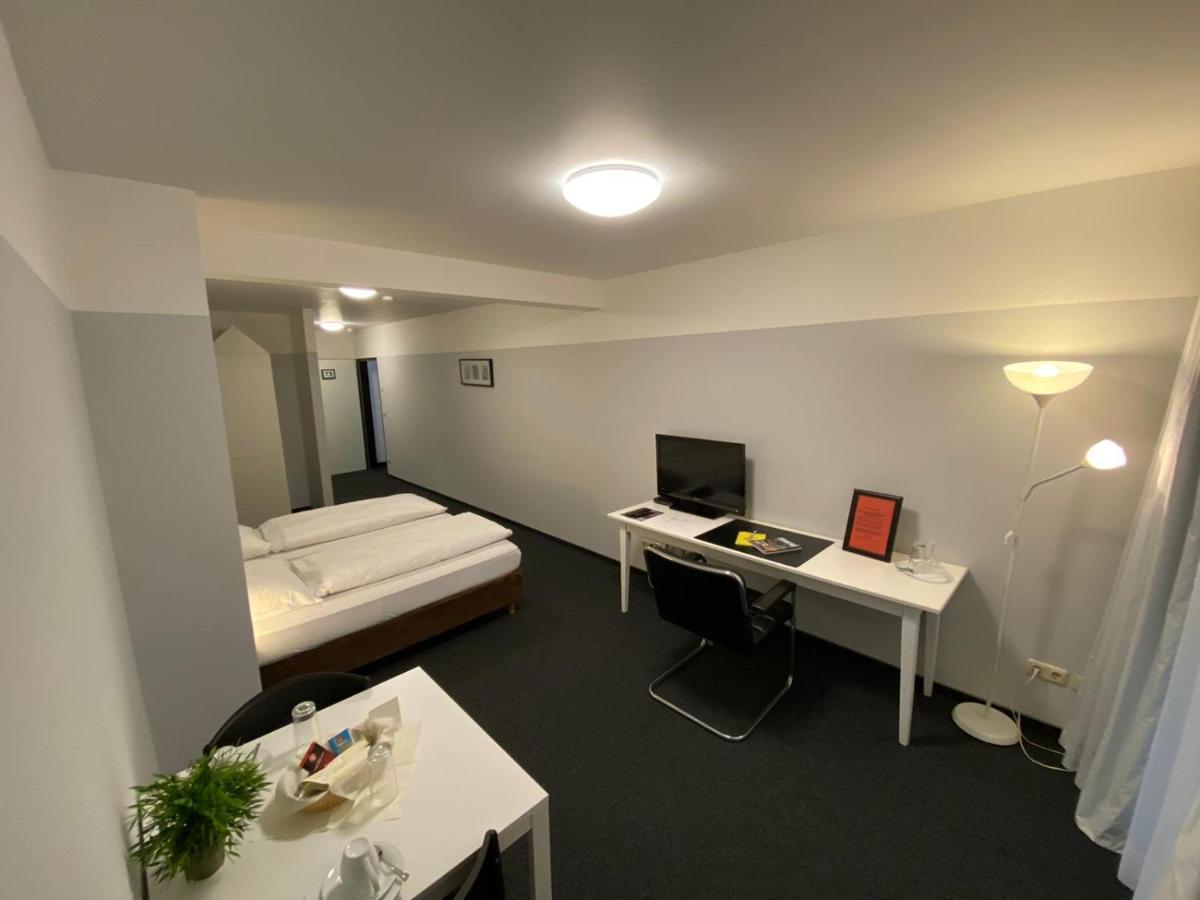מולהיים אן דר רור Hotel U. + Apartments מראה חיצוני תמונה