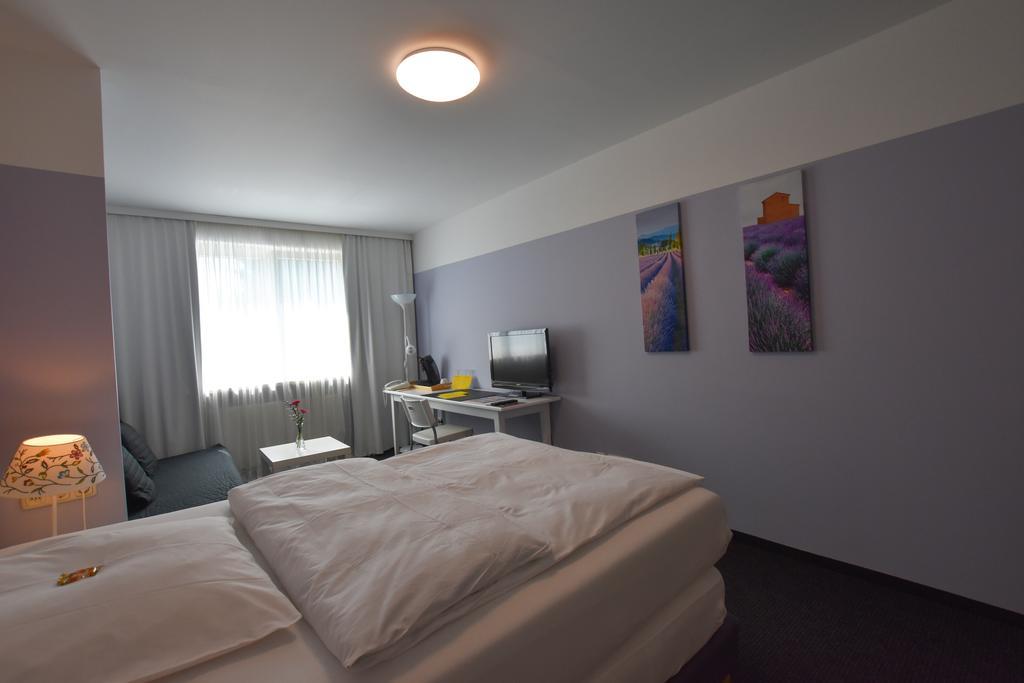 מולהיים אן דר רור Hotel U. + Apartments מראה חיצוני תמונה